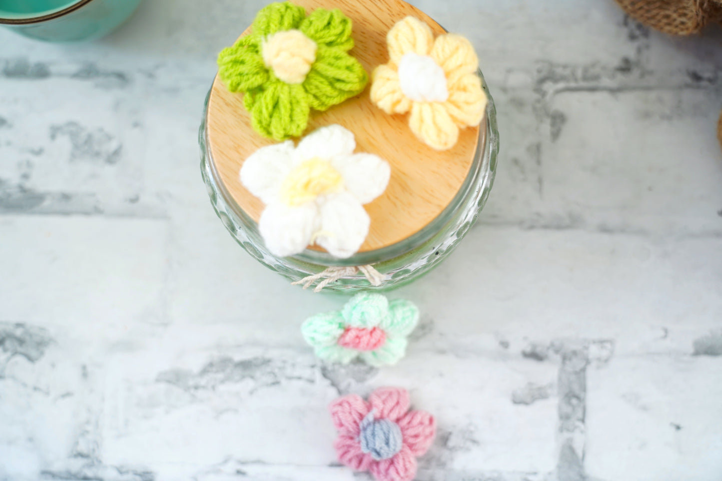 Crocheted Flowers- Multicolor pack of 5